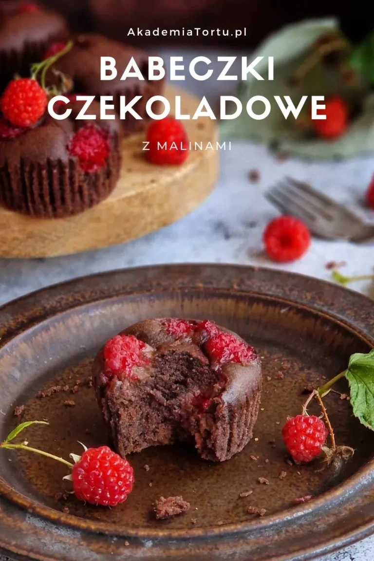 Babeczki czekoladowe z malinami