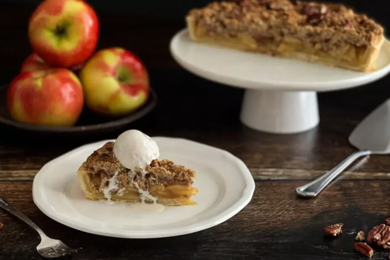 Tarta z jabłkami i kruszonką